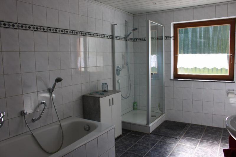 Ferienwohnung Link Гелленталь Екстер'єр фото
